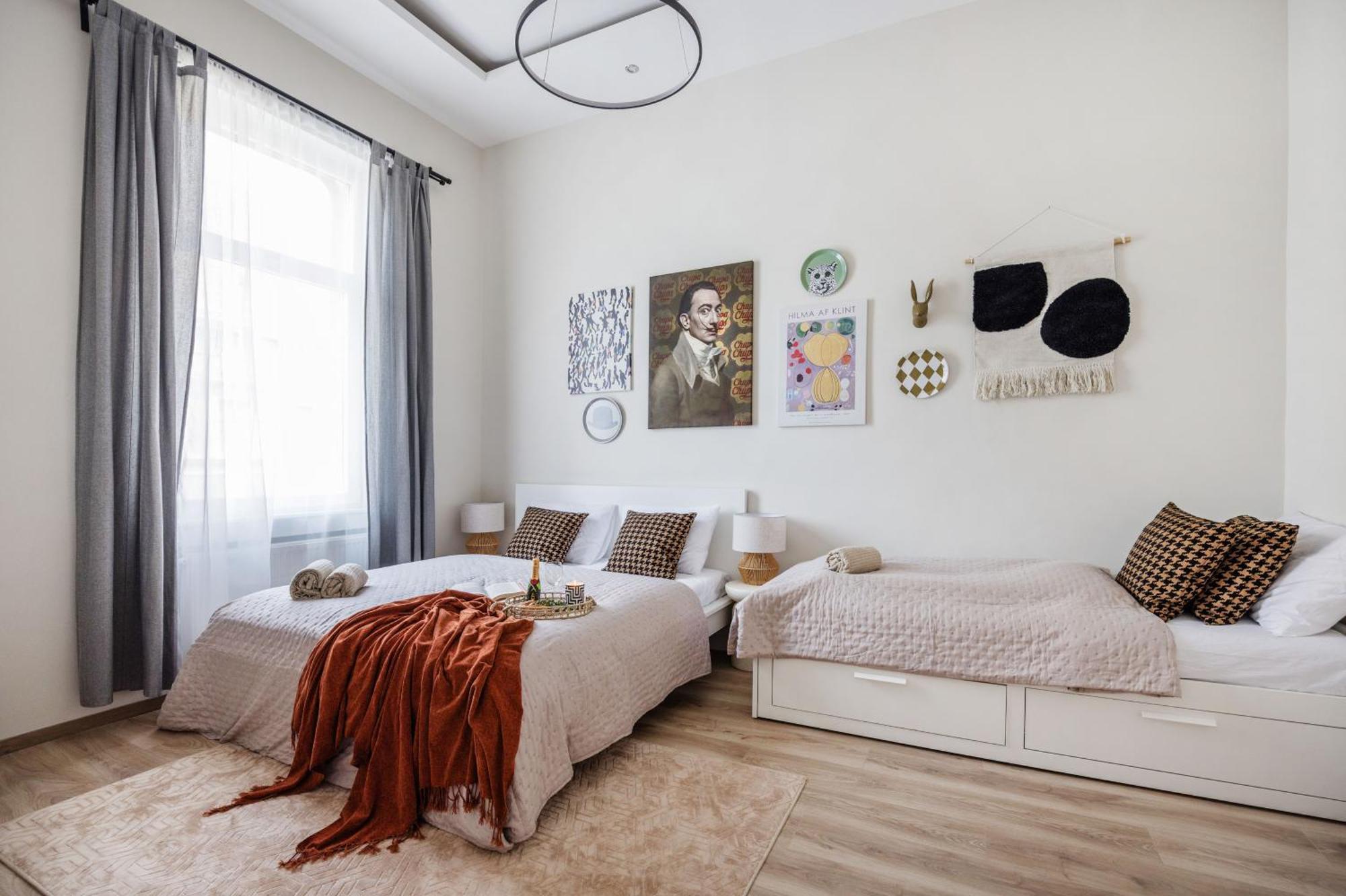 Central Budapest Oasis - Modern Charm, Timeless Comfort المظهر الخارجي الصورة