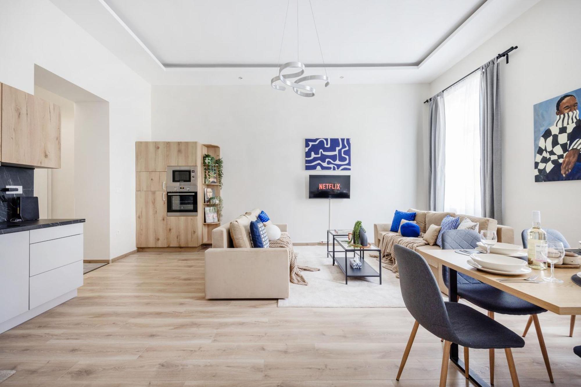 Central Budapest Oasis - Modern Charm, Timeless Comfort المظهر الخارجي الصورة